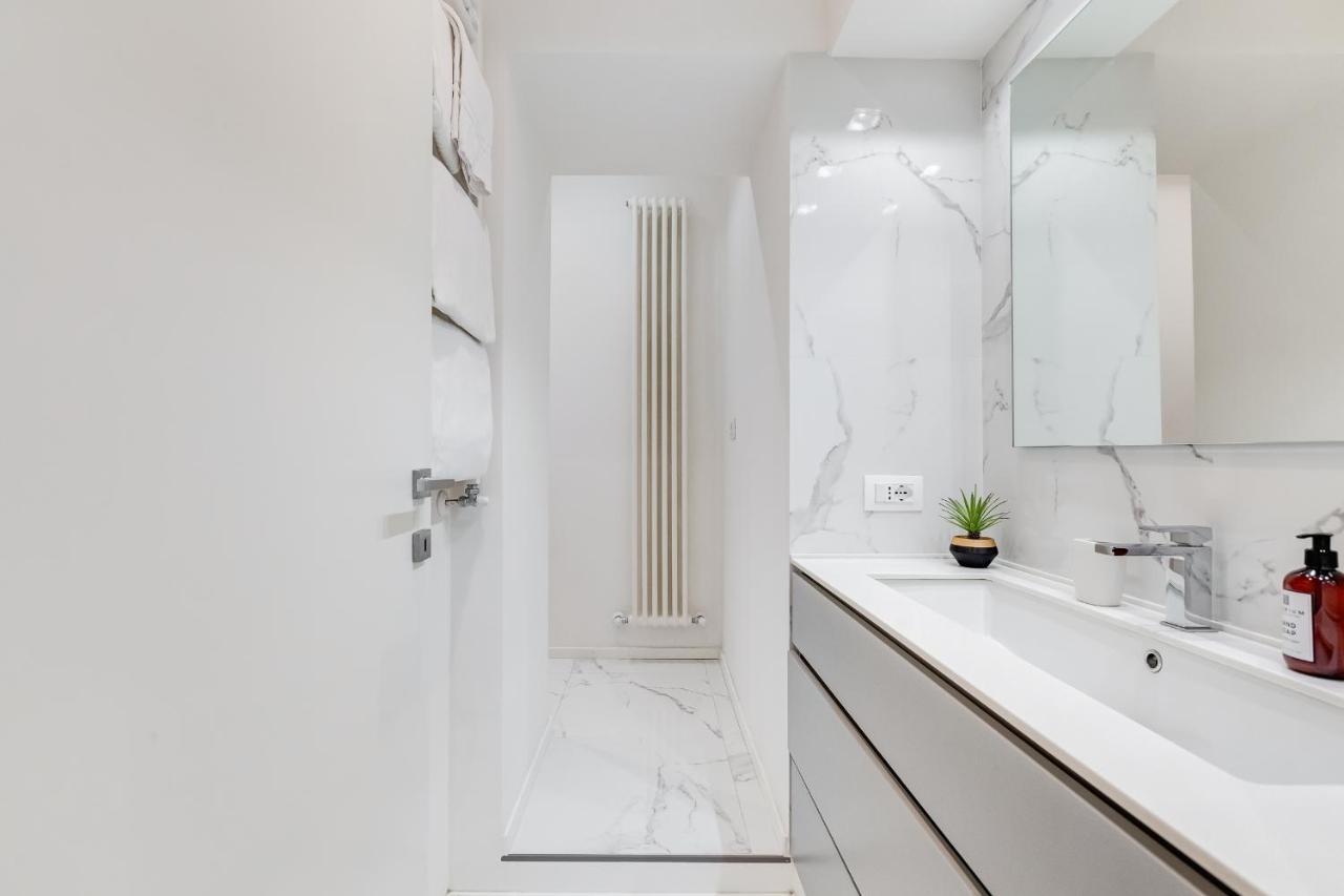 Opera Exclusive House By Premium Suites Collection โรม ภายนอก รูปภาพ